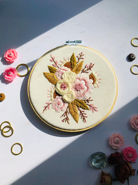 VINTAGE BOUQUET EMBROIDERY KIT