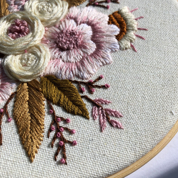 VINTAGE BOUQUET EMBROIDERY KIT