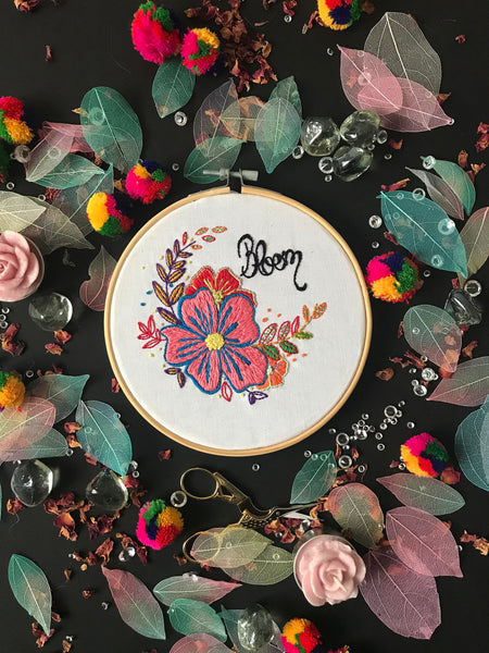 COLOUR BLOOM EMBROIDERY KIT