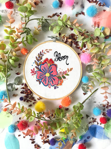 COLOUR BLOOM EMBROIDERY KIT